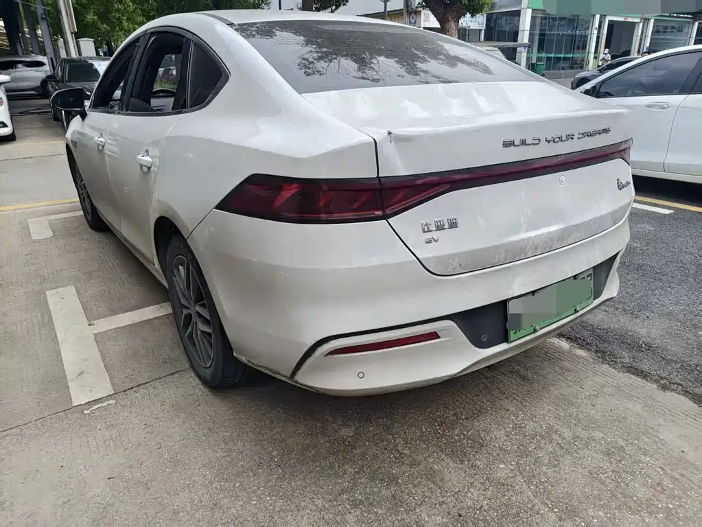 BYD Qin PLUS 2022 — фото 14