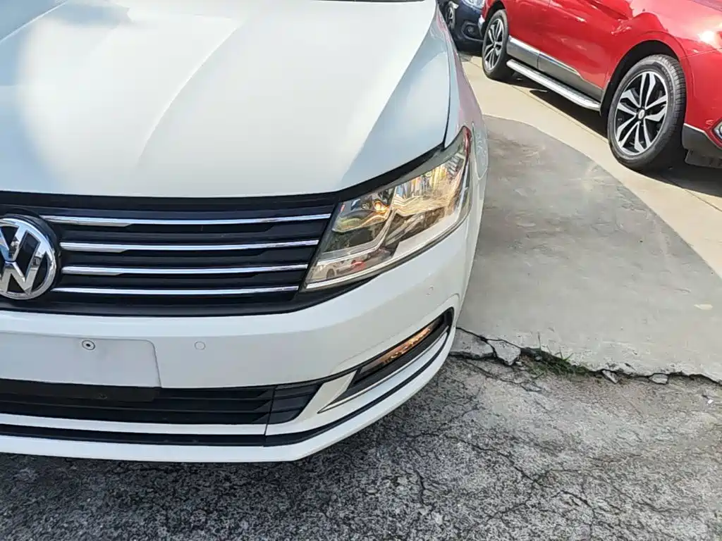 Volkswagen Gran Lavida 2015 — фото 24
