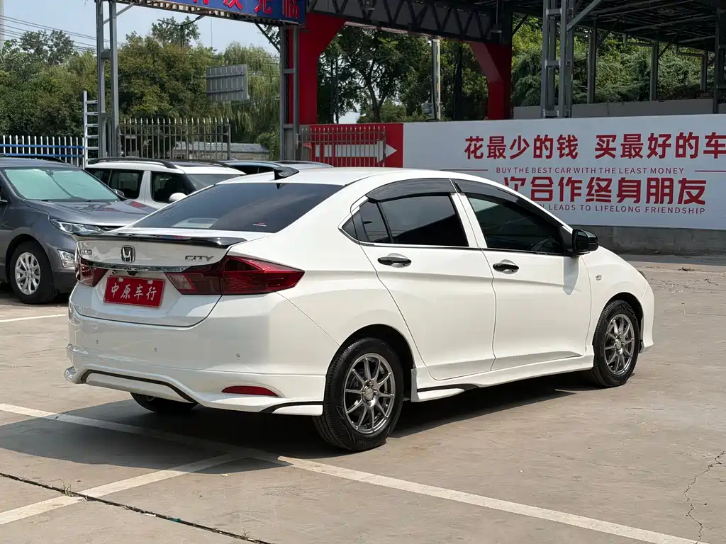 Honda City 2018 — фото 18