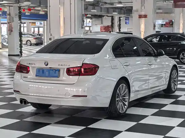 BMW 3 Series 2019