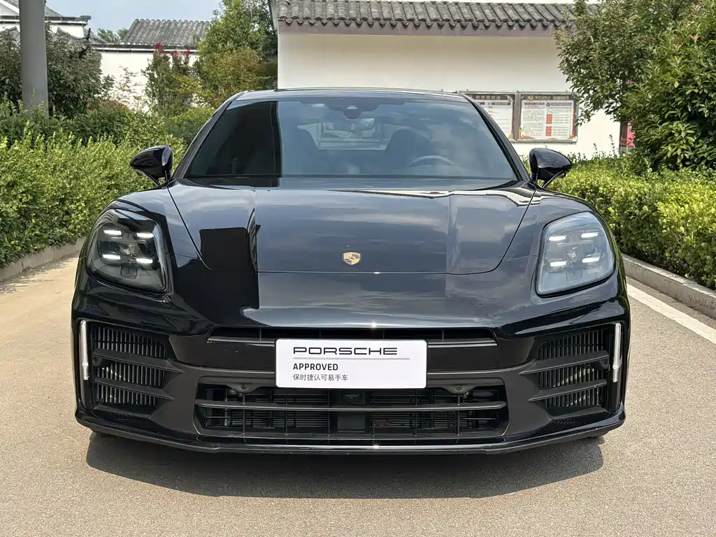 Porsche Panamera 2024