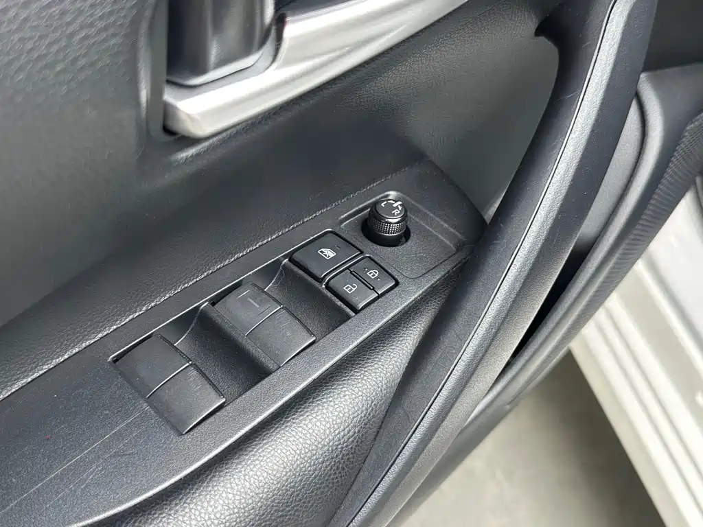 Toyota Corolla 2022 — фото 10