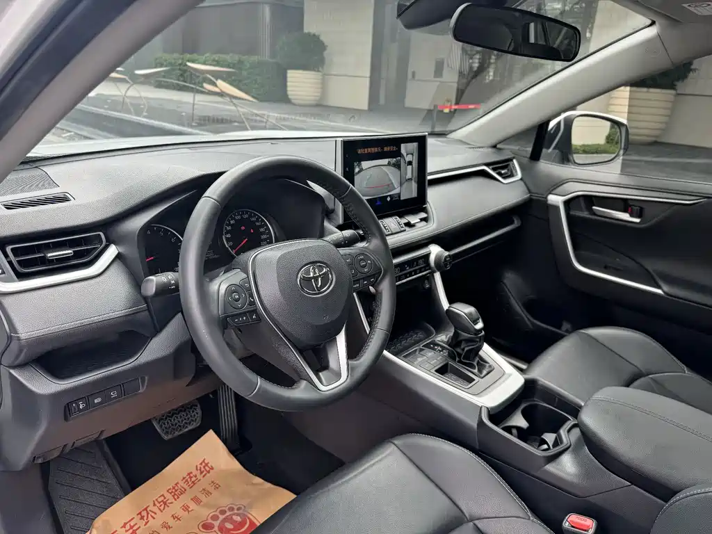 Toyota Wildlander 2021 — фото 11