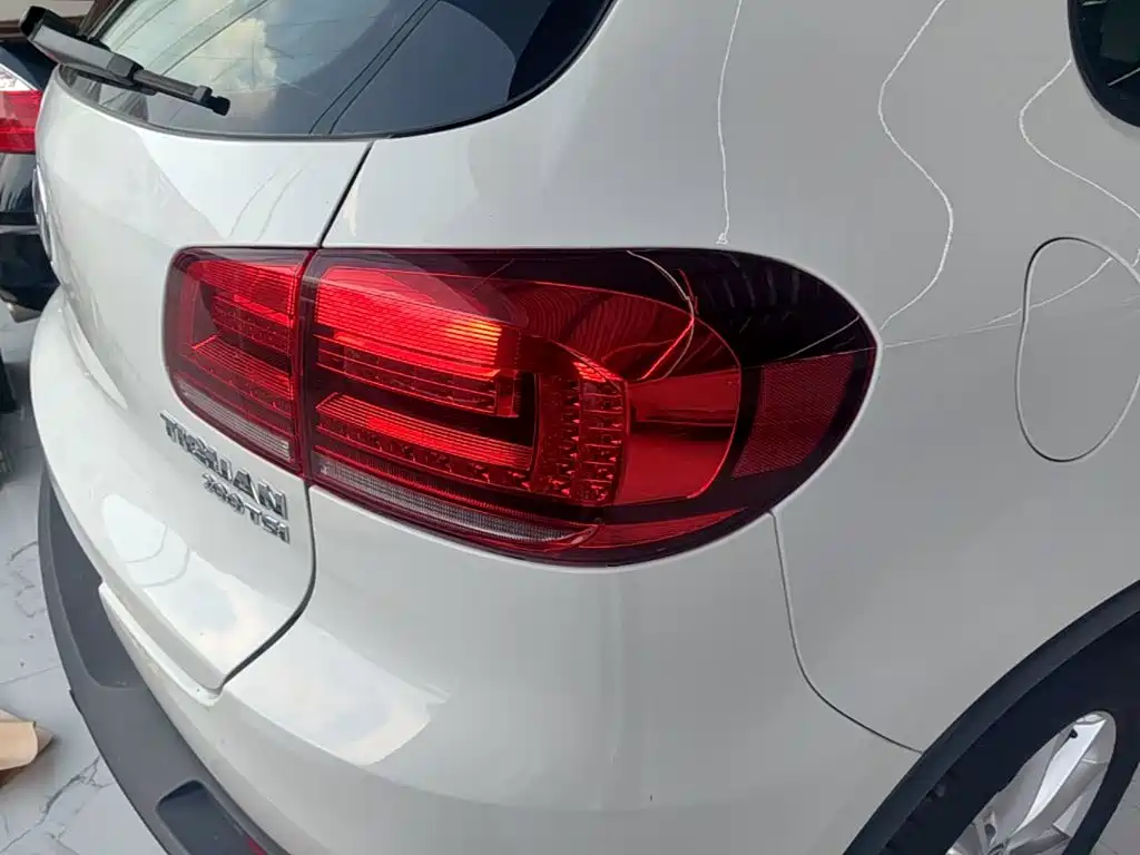 Volkswagen Tiguan 2019 — фото 8