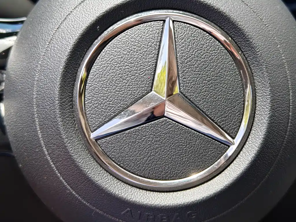 Mercedes-Benz E-Class 2021 — фото 29