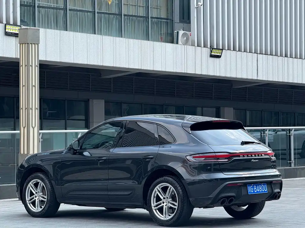 Porsche Macan 2022 — фото 8