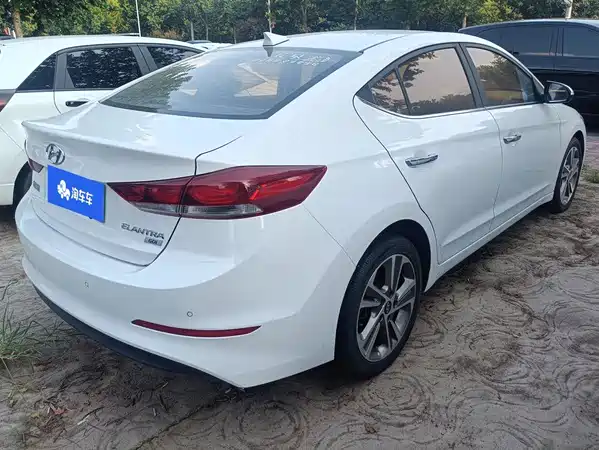 Hyundai Celesta 2018