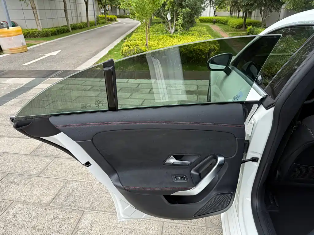 Mercedes-Benz CLA 2020 — фото 30
