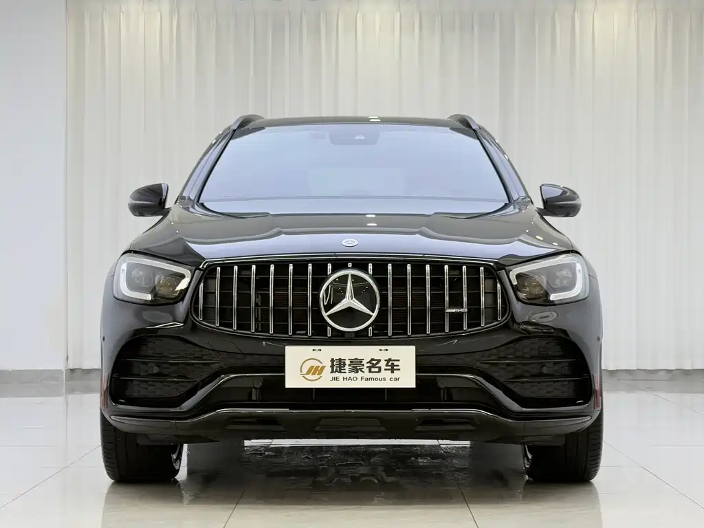 Mercedes-Benz GLC AMG 2022 — фото 2