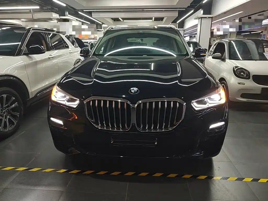 BMW X5 2021