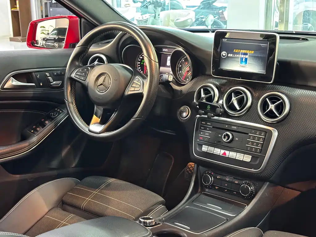 Mercedes-Benz A-Class 2017