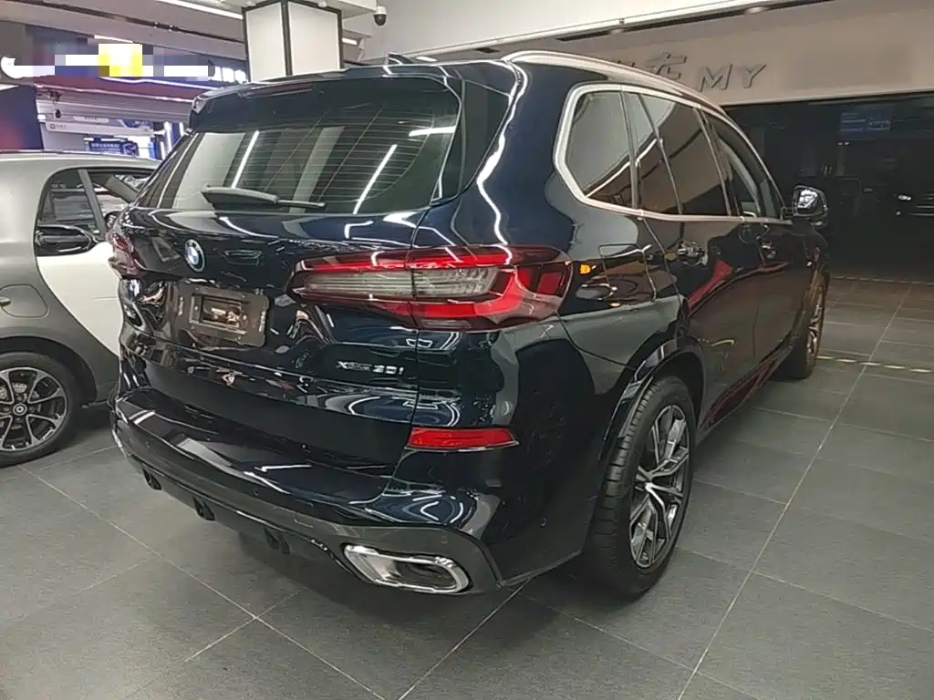 BMW X5 2021