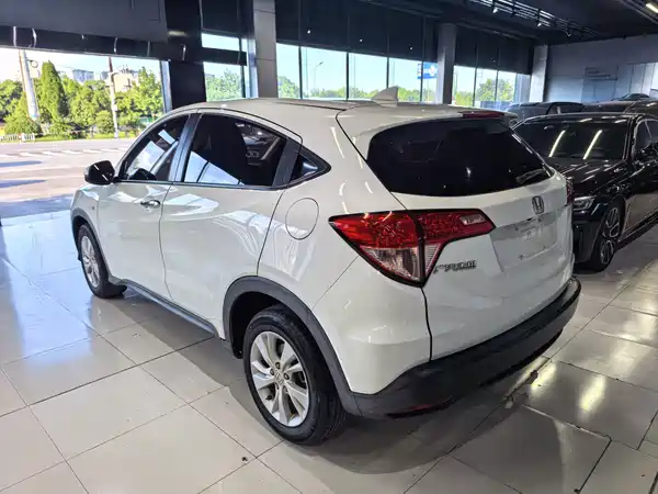 Honda Vezel 2017