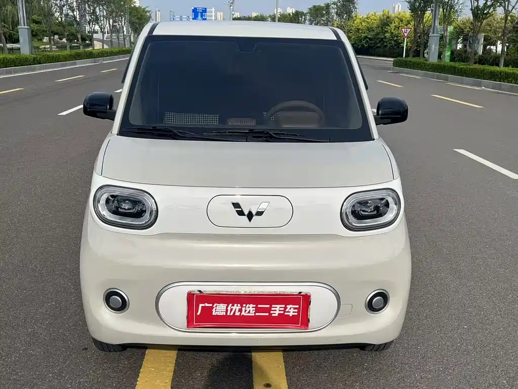 Wuling Hongguang MINIEV 2025