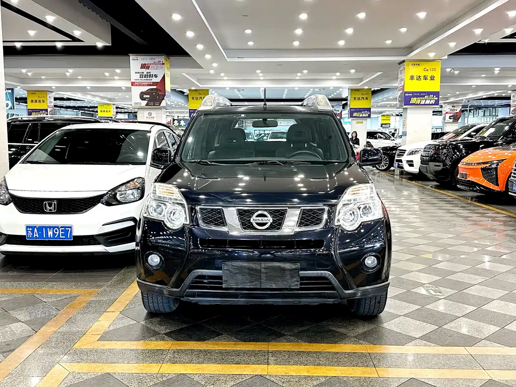 Nissan X-Trail 2013 — фото 2