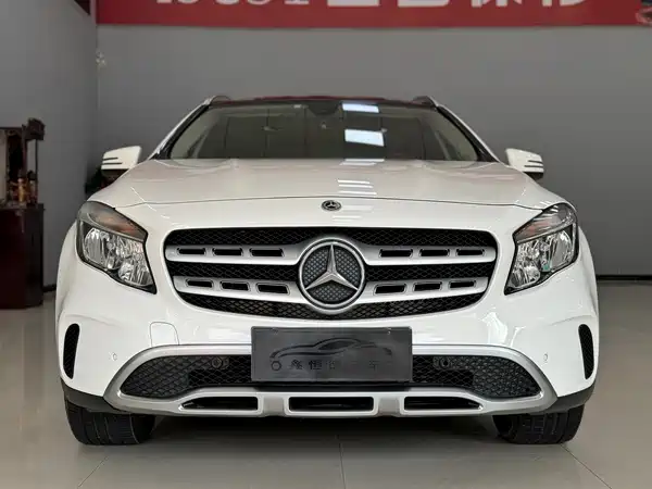 Mercedes-Benz GLA 2017