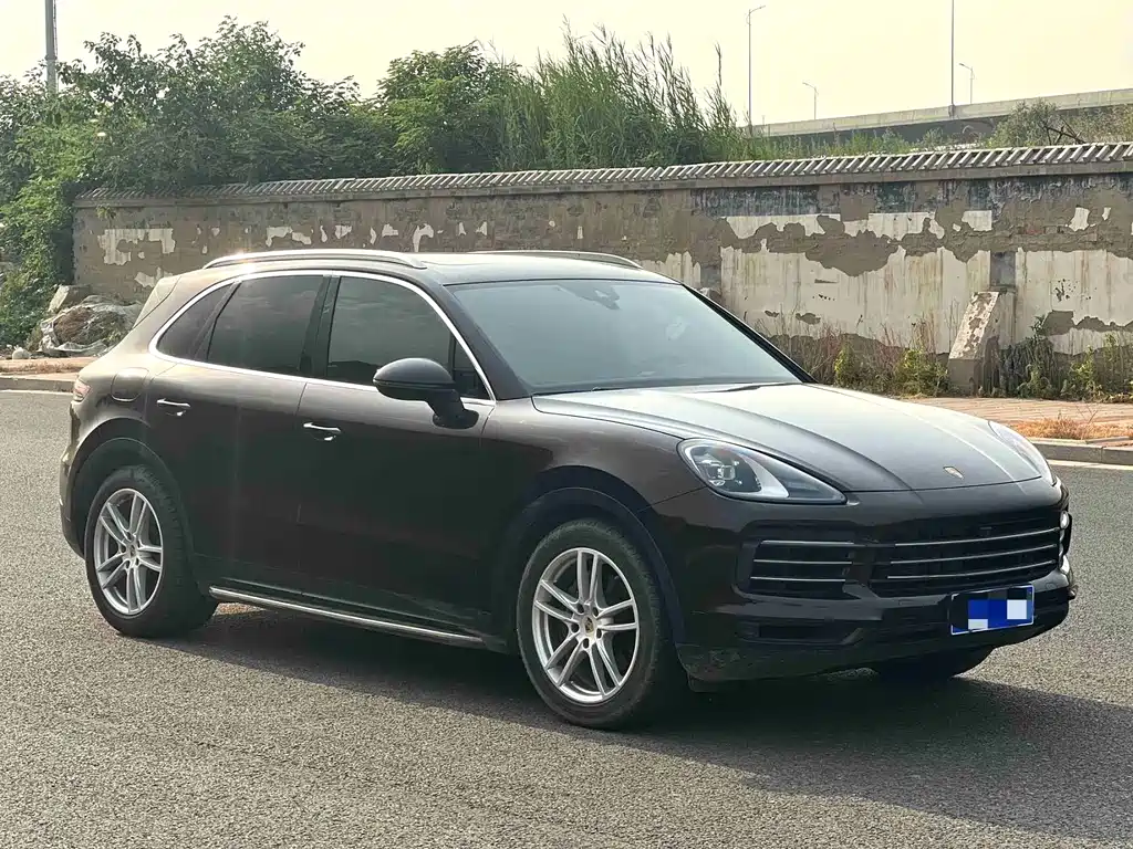 Porsche Cayenne 2020 — фото 2