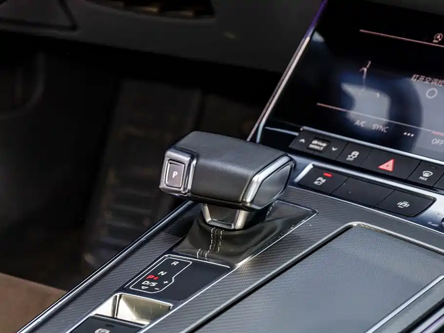 Audi A7L 2024 — фото 22