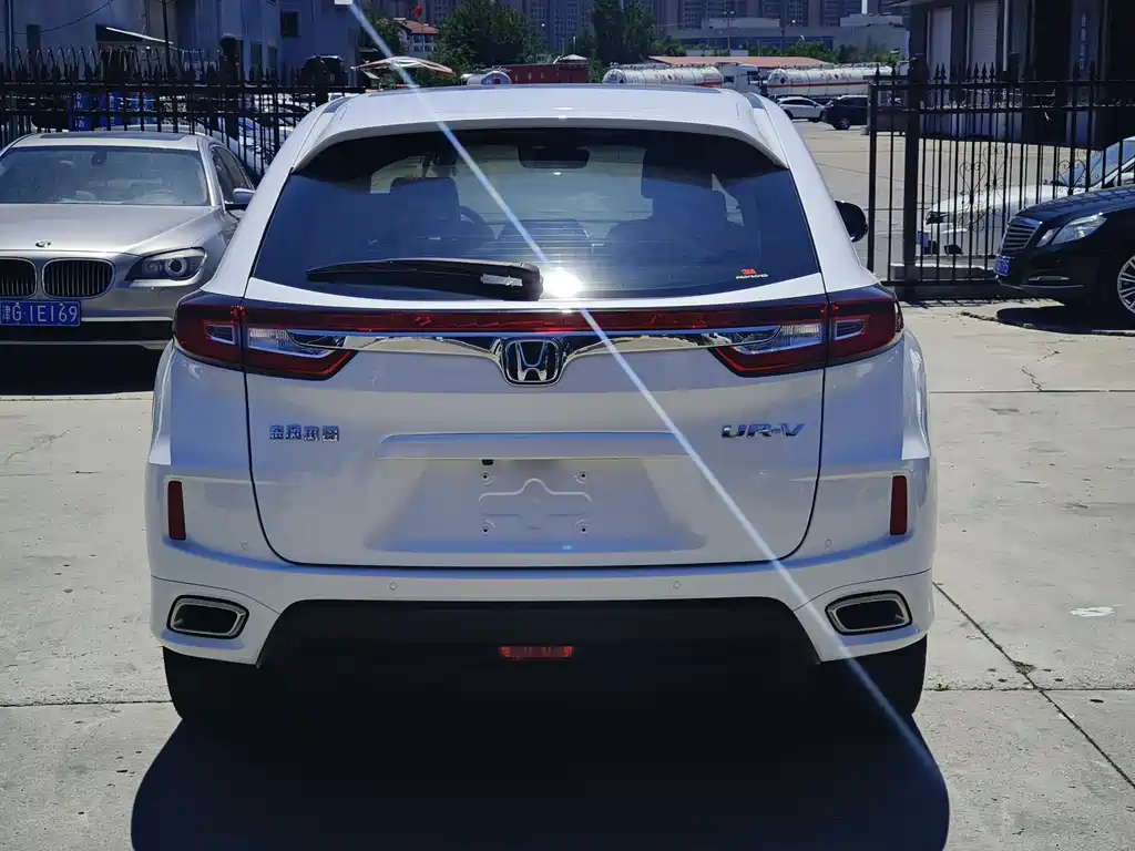 Honda UR-V 2019 — фото 11