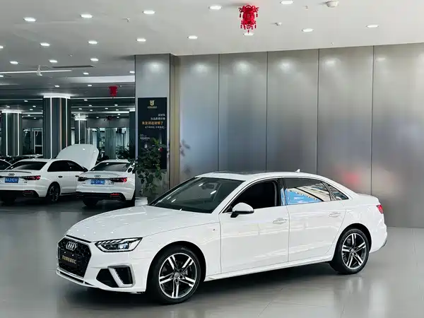 Audi A4L 2021