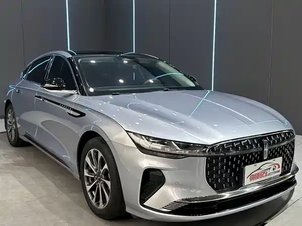 Lincoln Z 2022