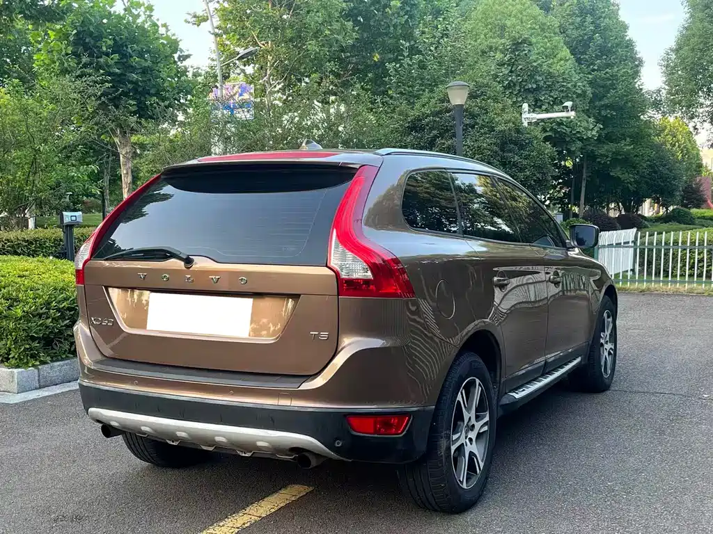 Volvo XC60 2013 — фото 7