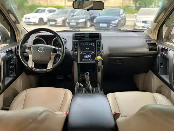 Toyota Prado 2012