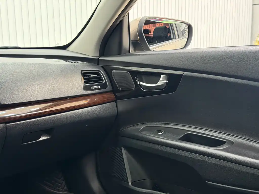 Kia K4 2015