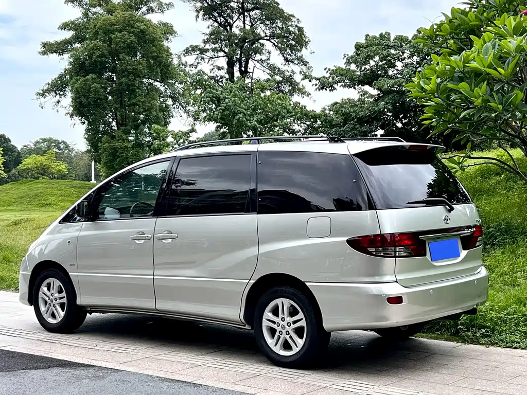 Toyota Previa 2005 — фото 4