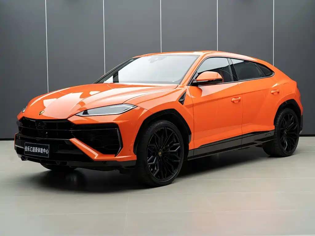Lamborghini Urus SE 2025 — фото 2