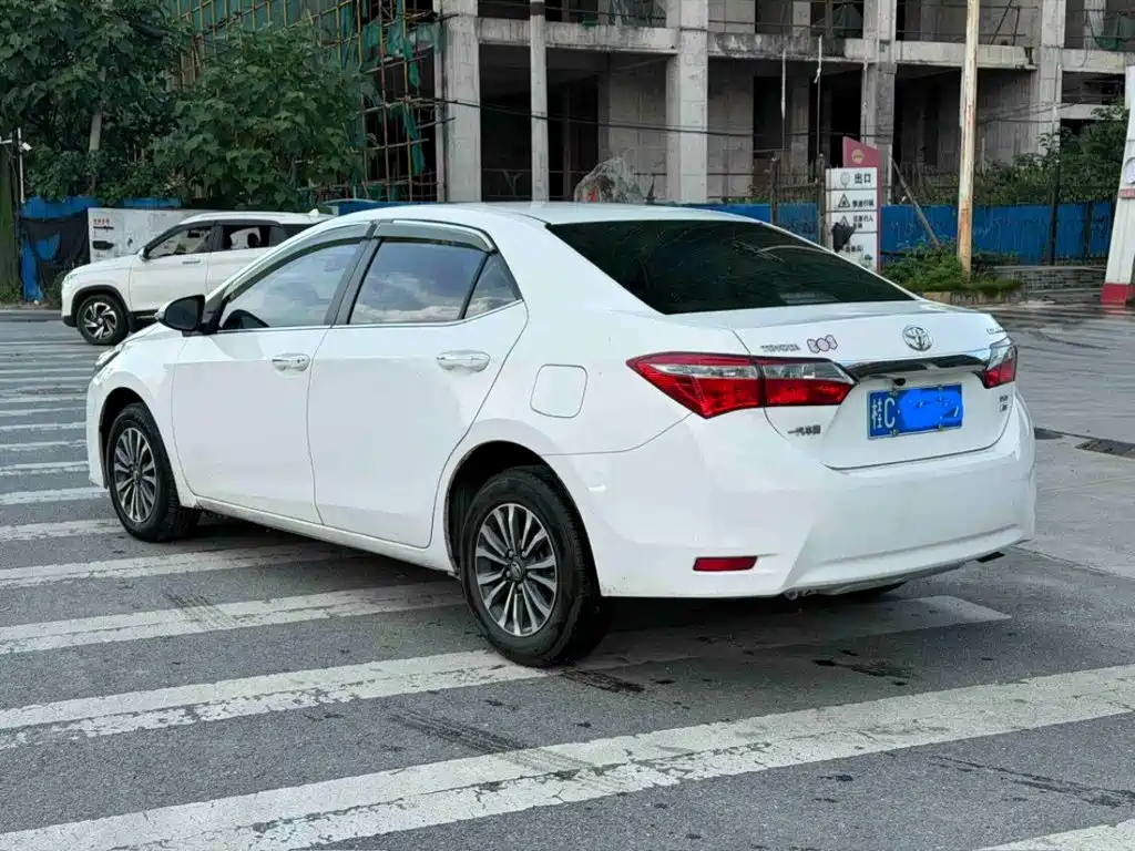 Toyota Corolla 2019 — фото 4