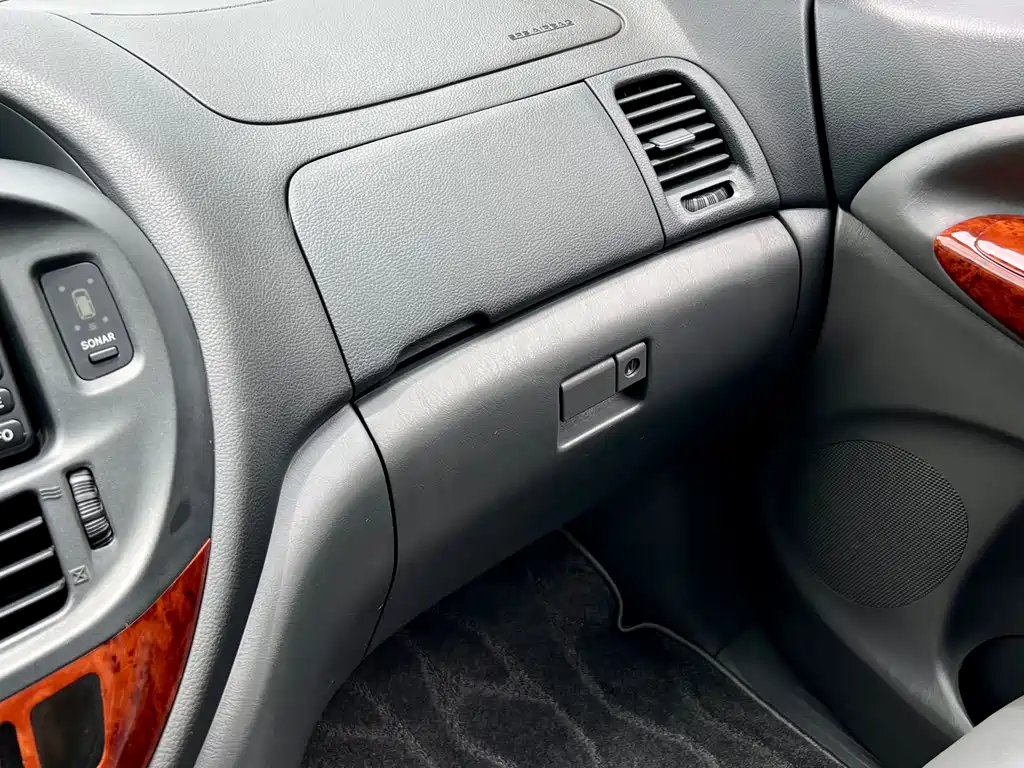 Toyota Previa 2005 — фото 26