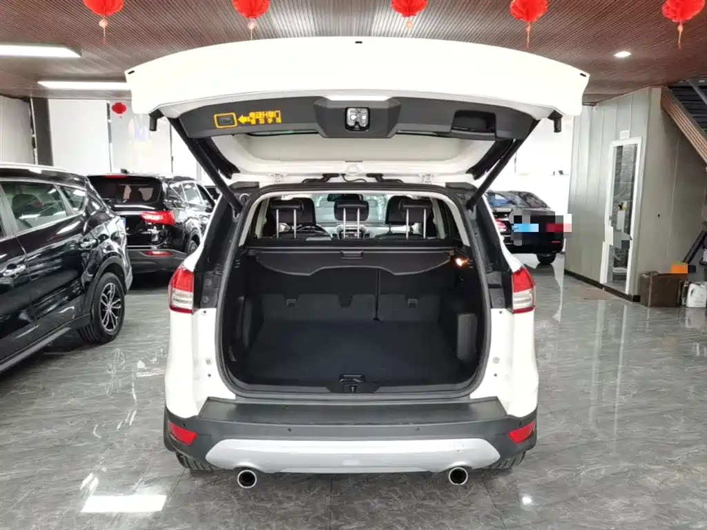 Ford Kuga 2015 — фото 19