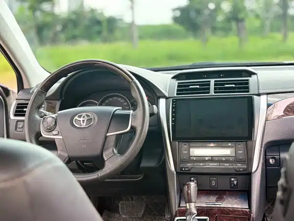 Toyota Camry 2017