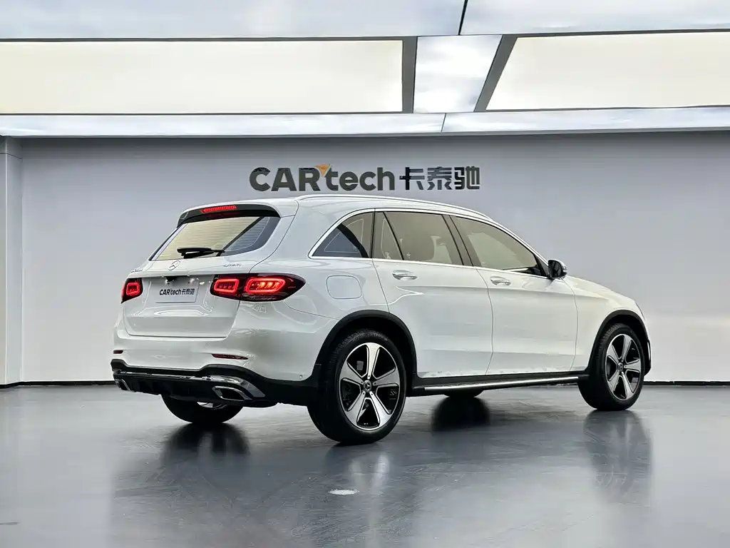 Mercedes-Benz GLC 2022 — фото 4