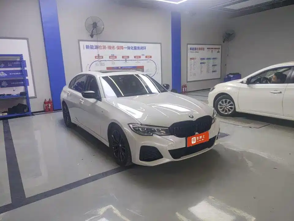 BMW 3 Series 2021
