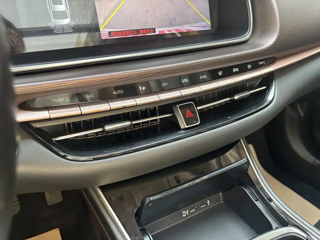 GAC Trumpchi GA6 2019 — фото 15
