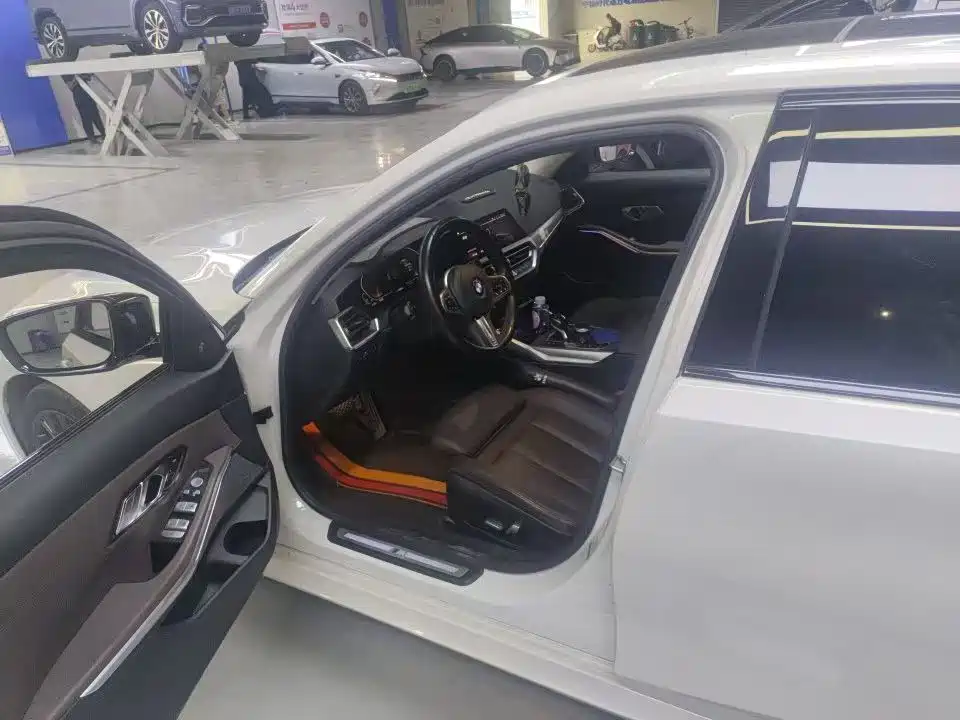 BMW 3 Series 2021