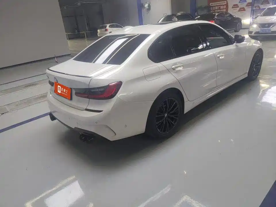 BMW 3 Series 2021