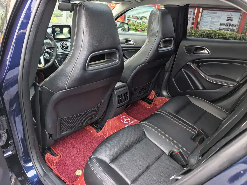Mercedes-Benz GLA 2016 — фото 20