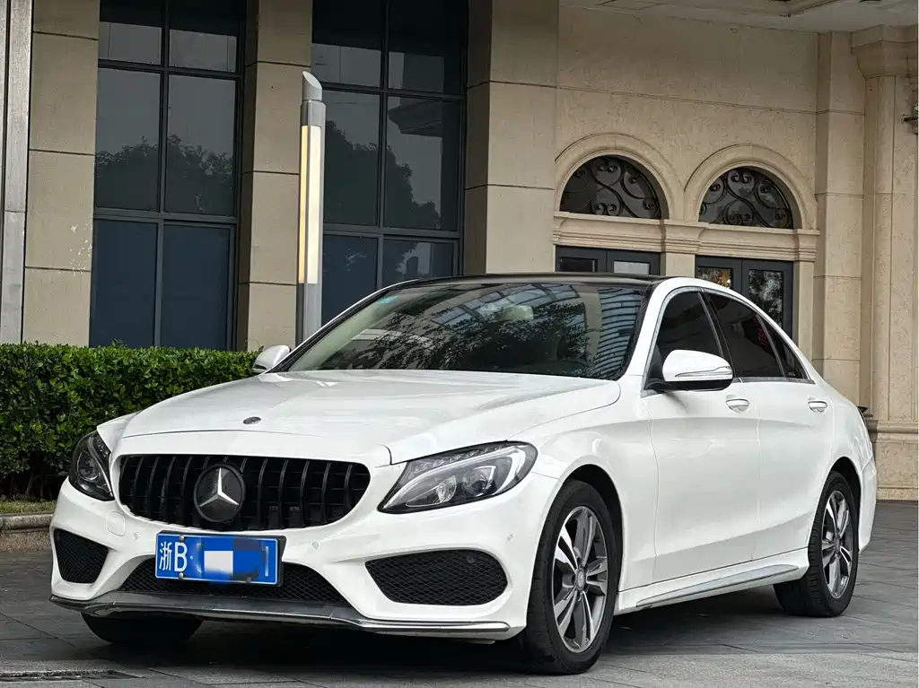 Mercedes-Benz C-Class 2017 — фото 1