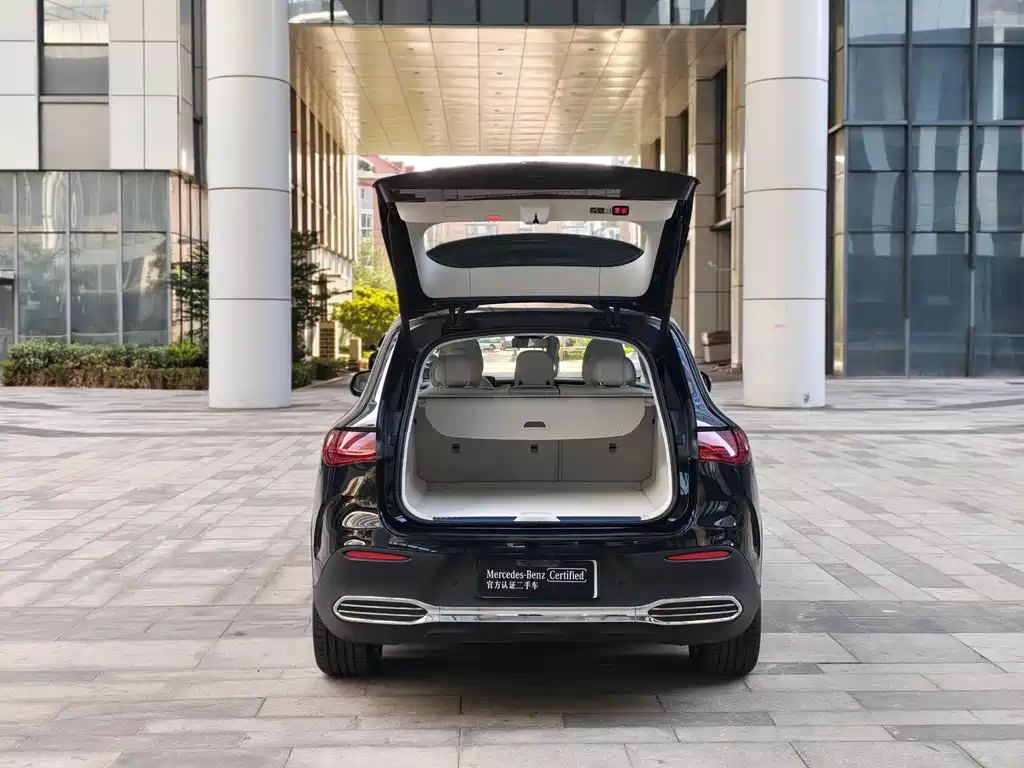 Mercedes-Benz EQE SUV 2025 — фото 10