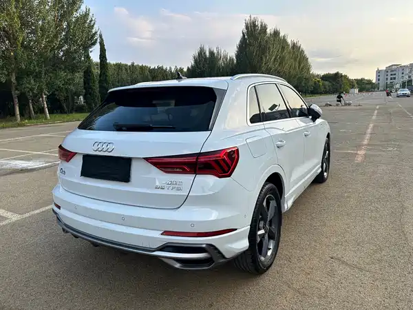 Audi Q3 2021