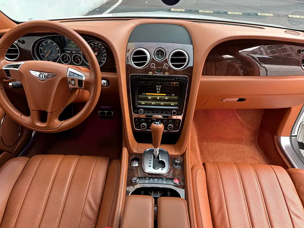 Bentley Flying Spur 2016 — фото 6