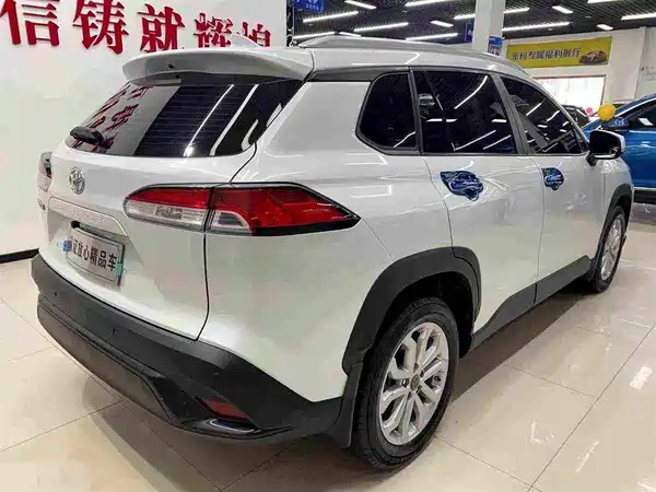 Toyota Frontlander 2024