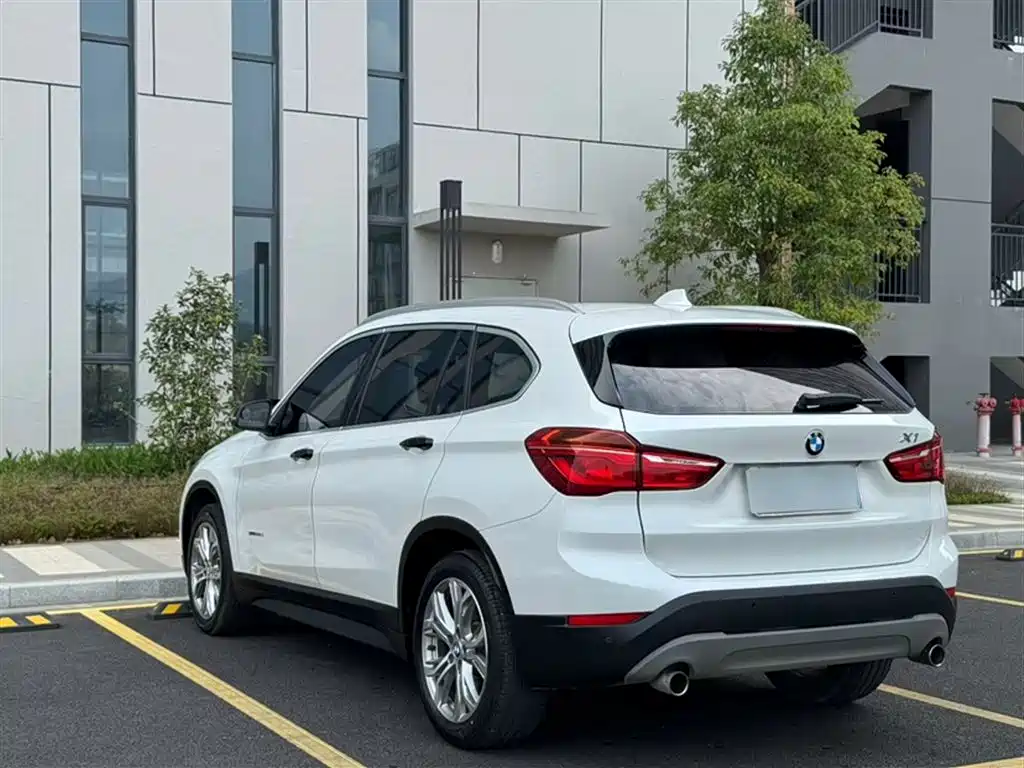 BMW X1 2017 — фото 25