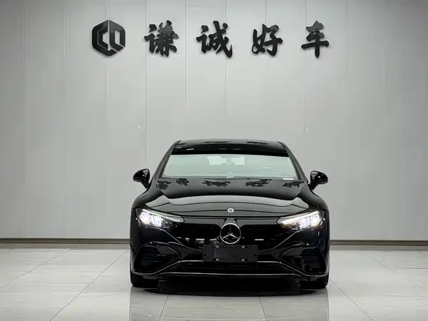 Mercedes-Benz EQE 2025