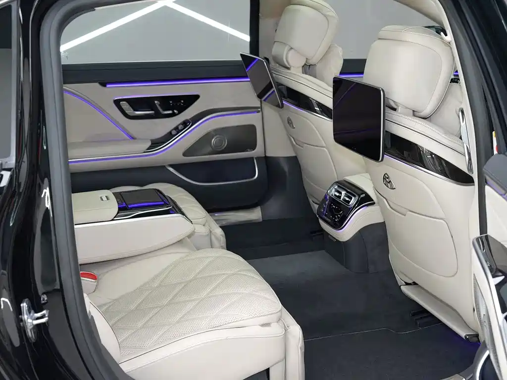 Mercedes-Benz Maybach S-Class 2024 — фото 8