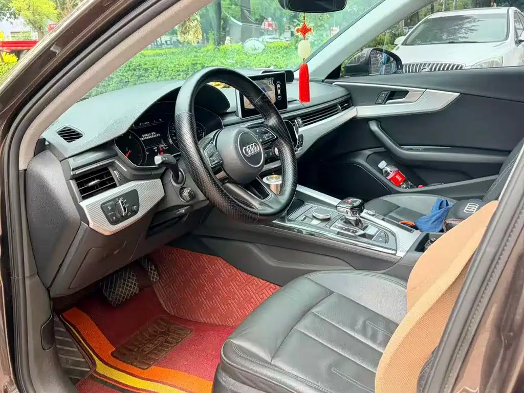Audi A4L 2017
