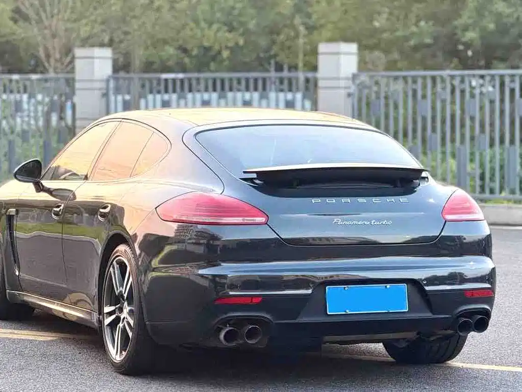 Porsche Panamera 2014 — фото 6